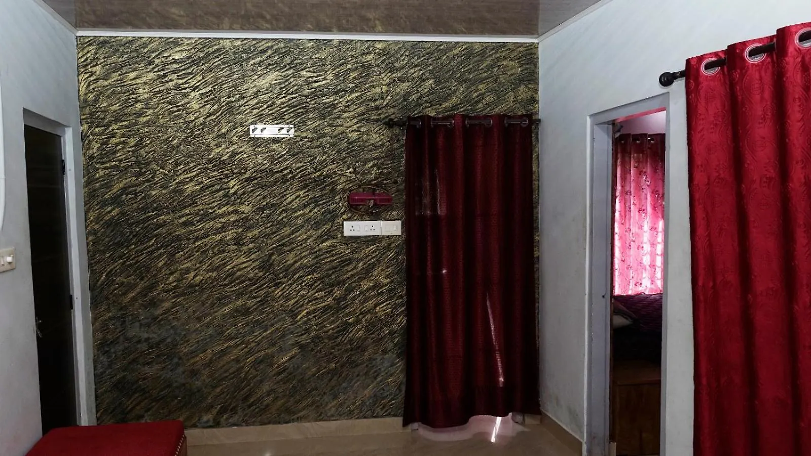 Cloud Vagamon 3 Bedroom Cottage 0*,